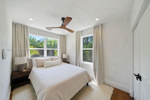 Tiny photo for 130 NE 45th St, Miami, FL 33137 (MLS # A12005089)