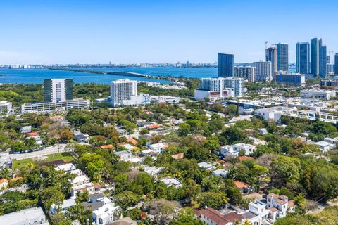 Tiny photo for 130 NE 45th St, Miami, FL 33137 (MLS # A12005089)