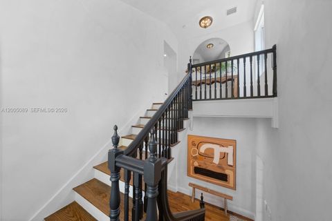 Tiny photo for 130 NE 45th St, Miami, FL 33137 (MLS # A12005089)