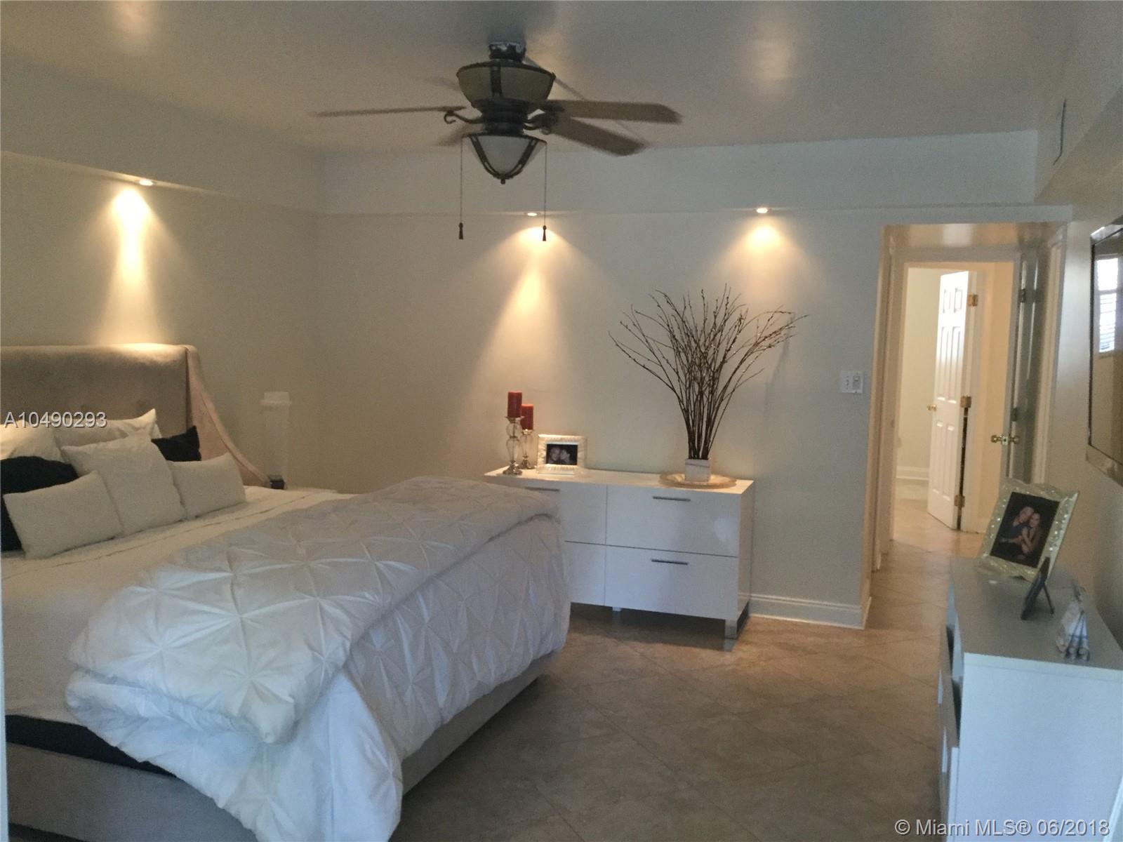 SANDPIPER CONDO - Residential