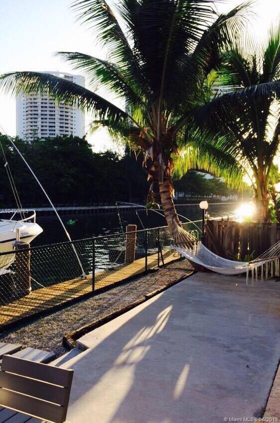 SANDPIPER CONDO - Residential