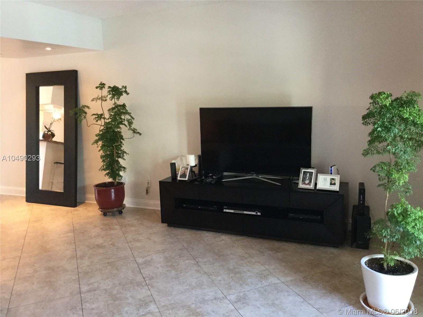 SANDPIPER CONDO - Residential