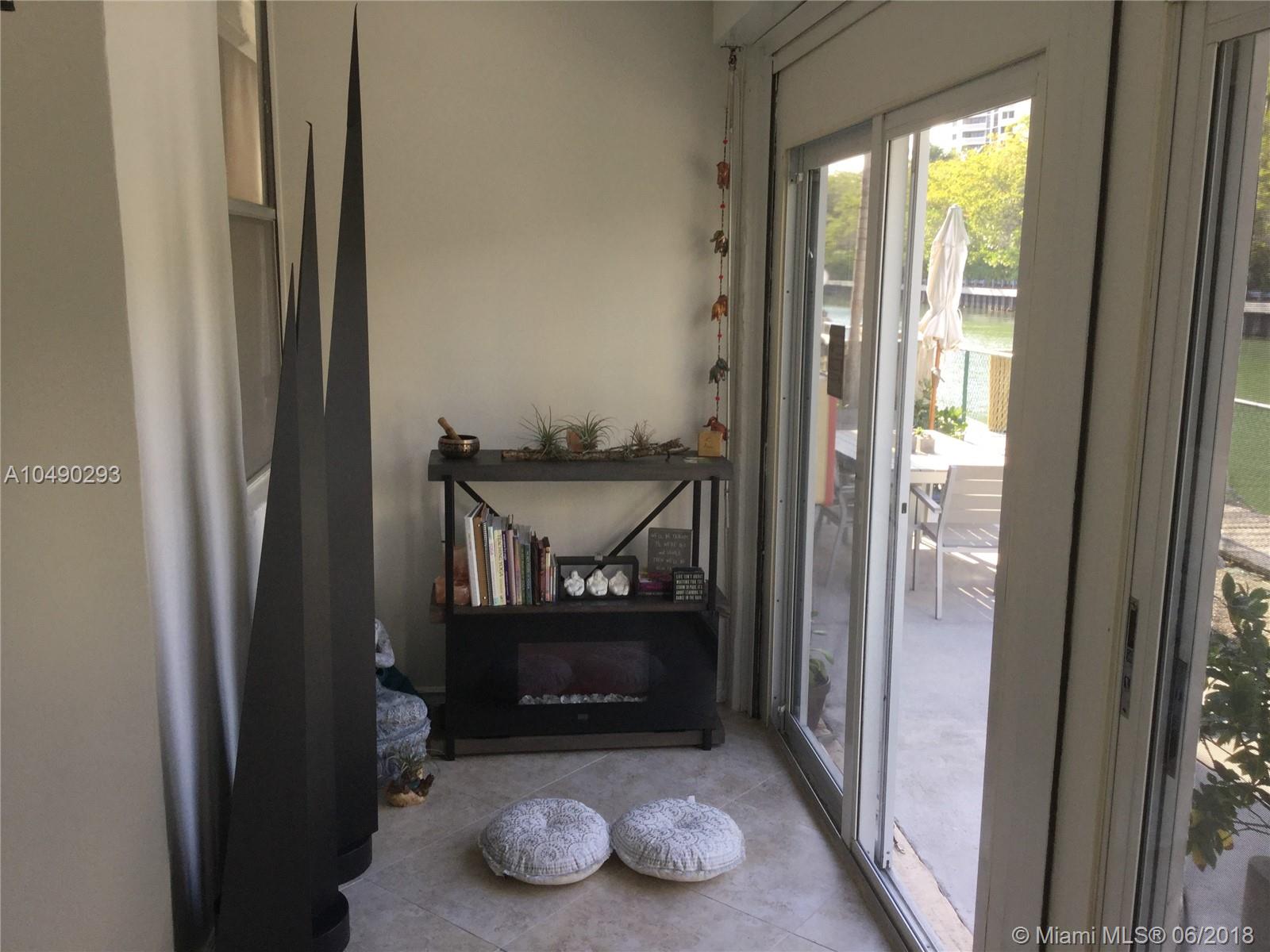 SANDPIPER CONDO - Residential