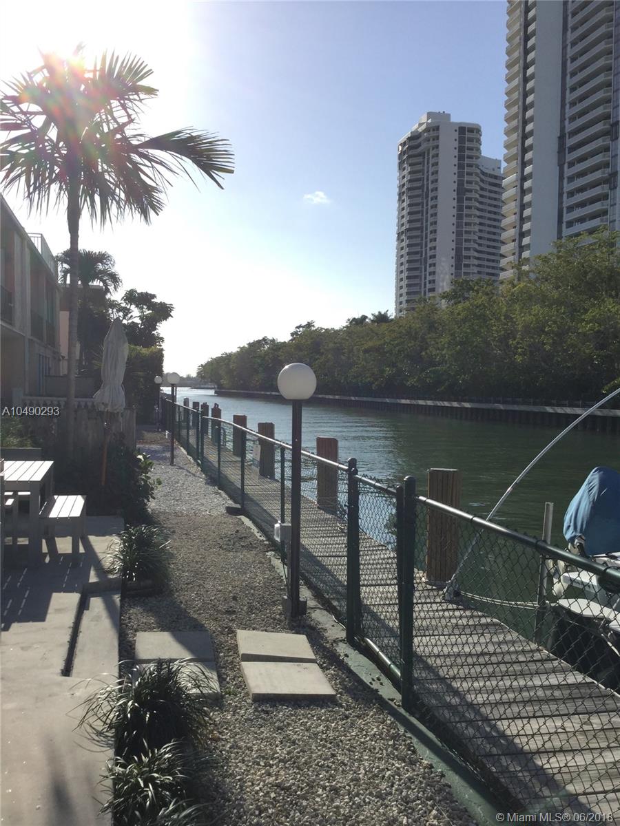 SANDPIPER CONDO - Residential