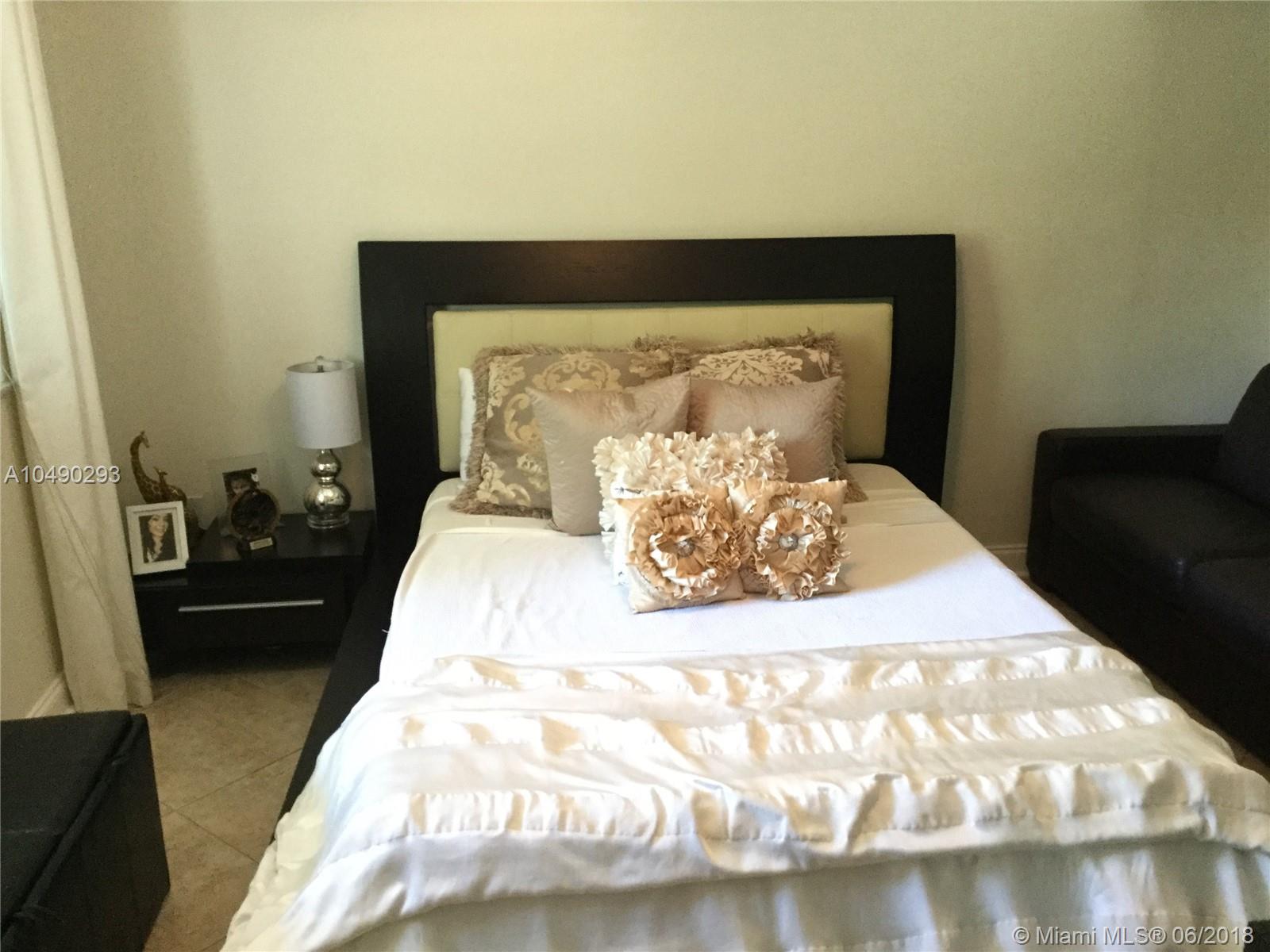 SANDPIPER CONDO - Residential