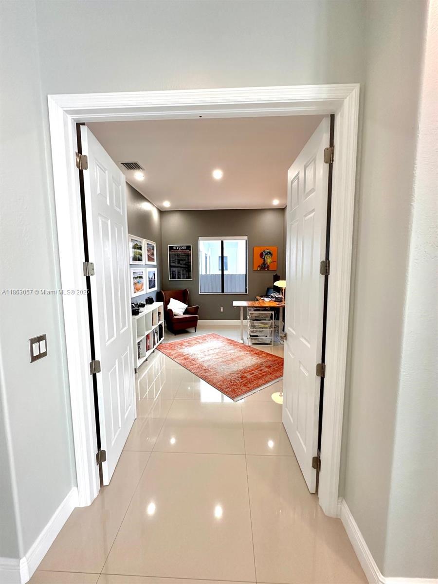 UNPLATTED - Residential Lease