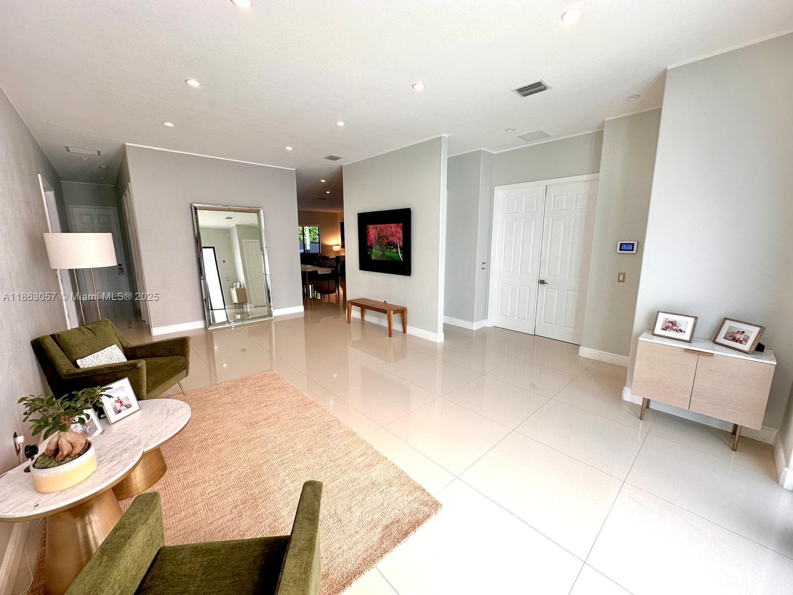 UNPLATTED - Residential Lease