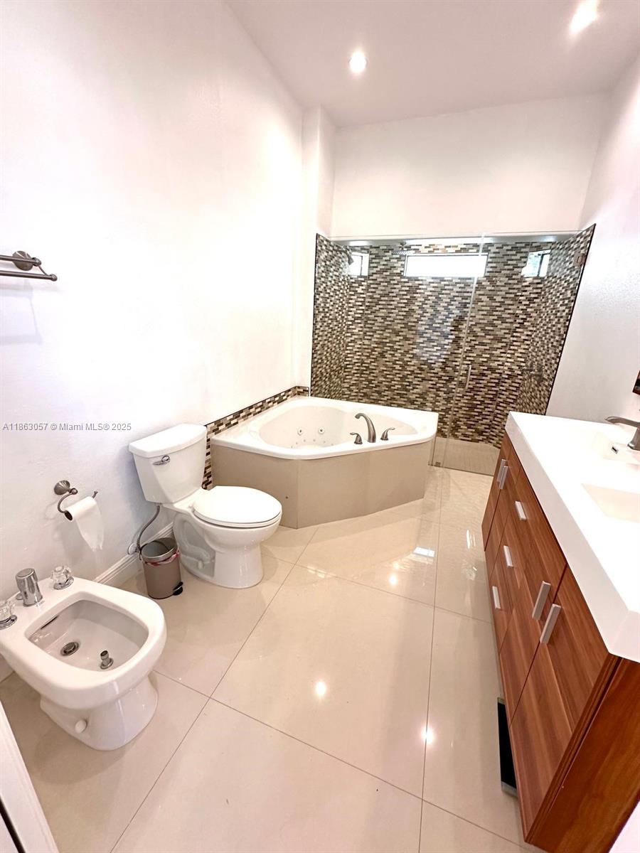 UNPLATTED - Residential Lease