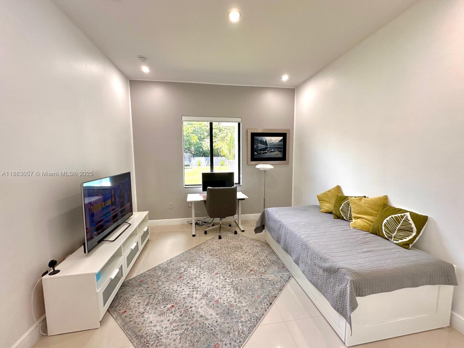 UNPLATTED - Residential Lease