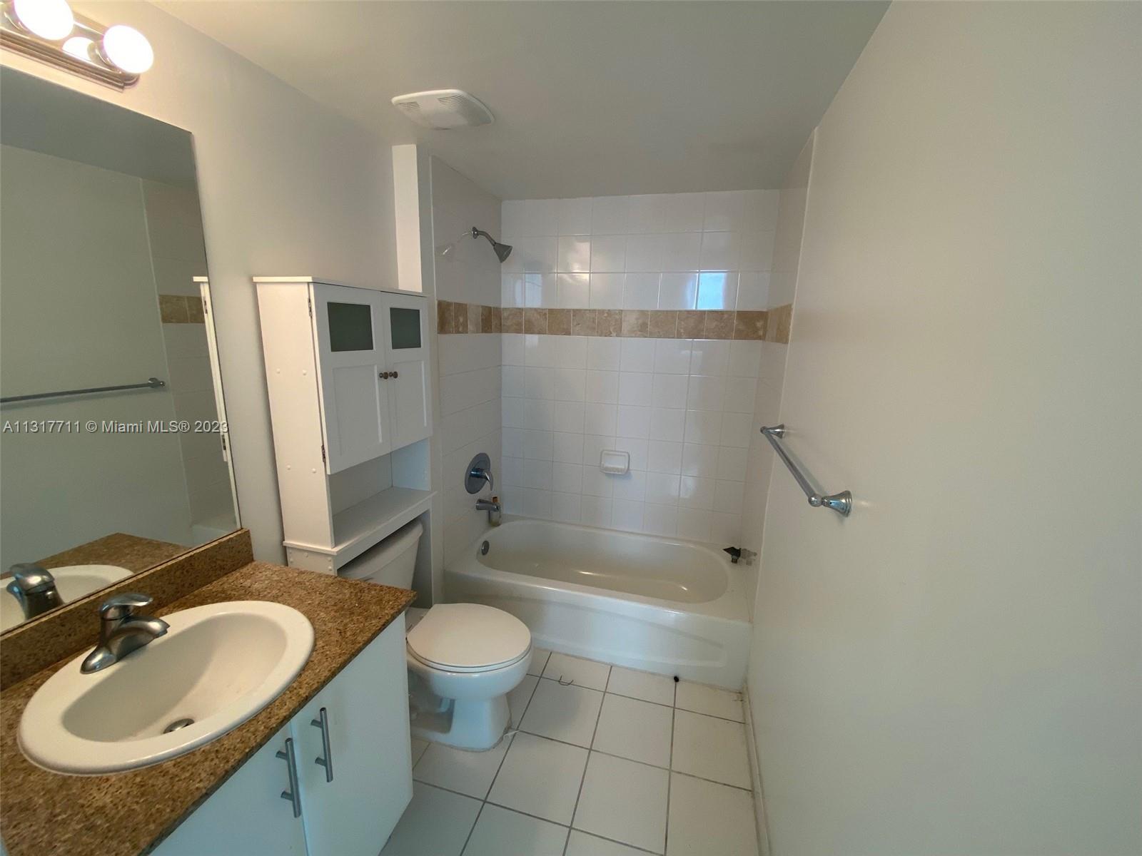 Photo 8 of 9 of 1871 NW S River Dr 905 condo