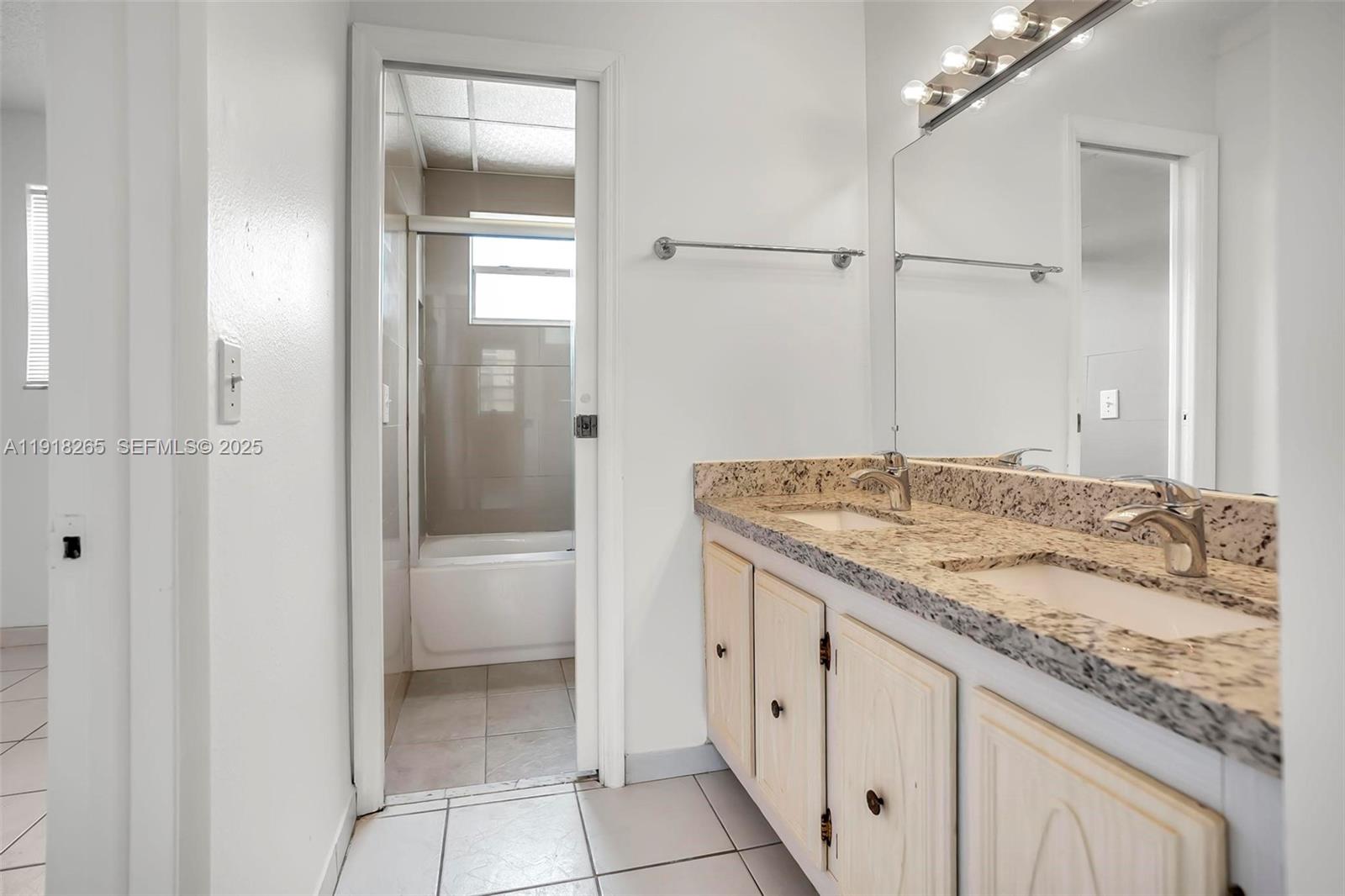 MOONRAKER CONDO - Residential Lease