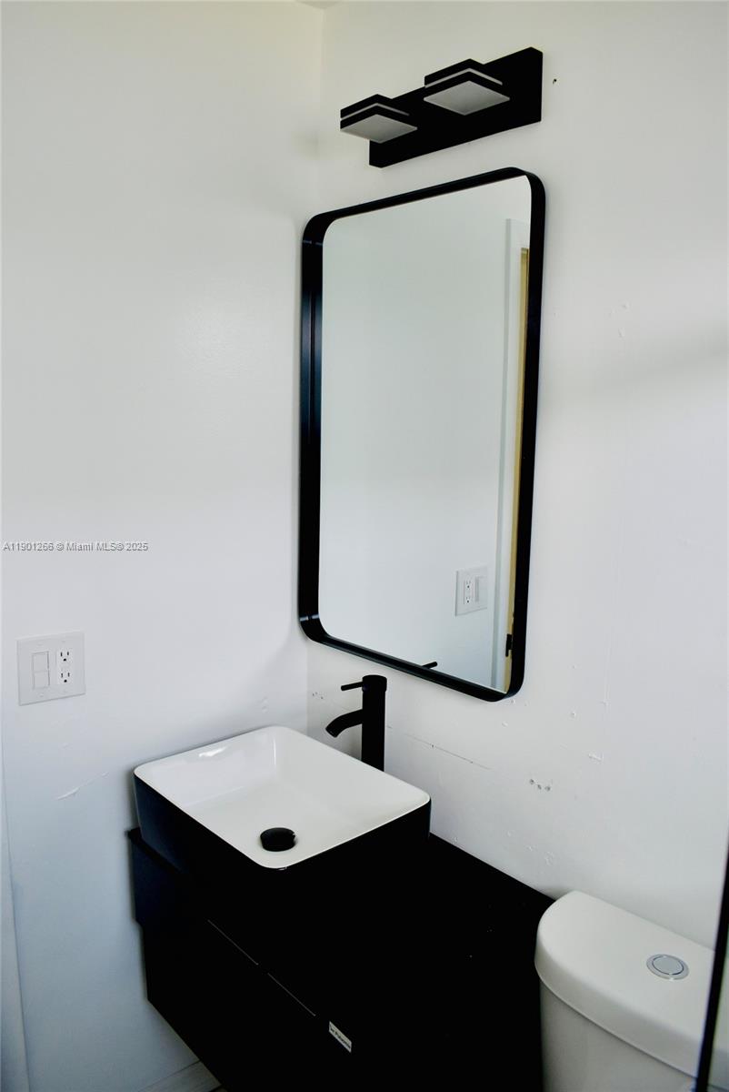 BROADVIEW PARK SEC 4 - Residential Lease