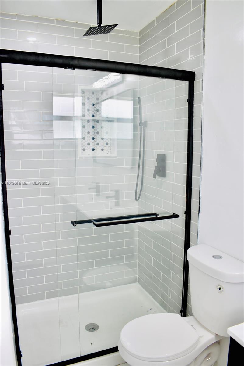 BROADVIEW PARK SEC 4 - Residential Lease