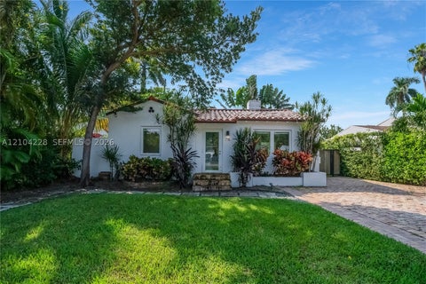 Photo of 718 NE 87th St, Miami, FL 33138 (MLS # A12104228)