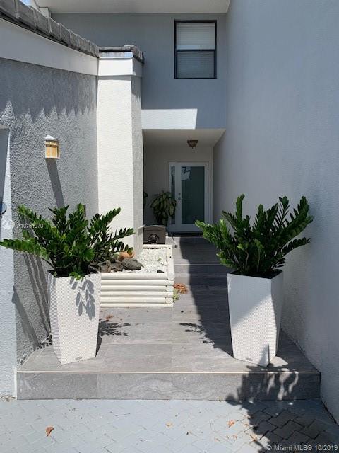 POINCIANA IS YT & RCQ CLU - Residential Lease