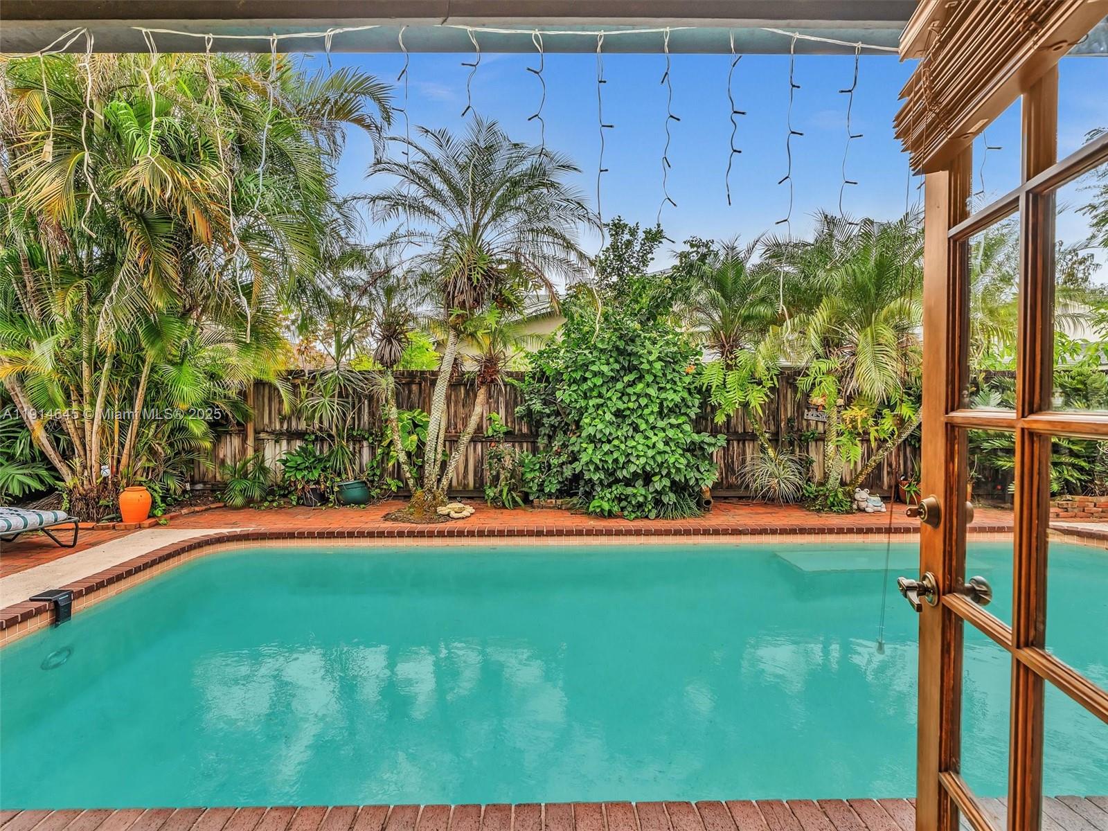 BOULEVARD WOODS NORTH - Residential