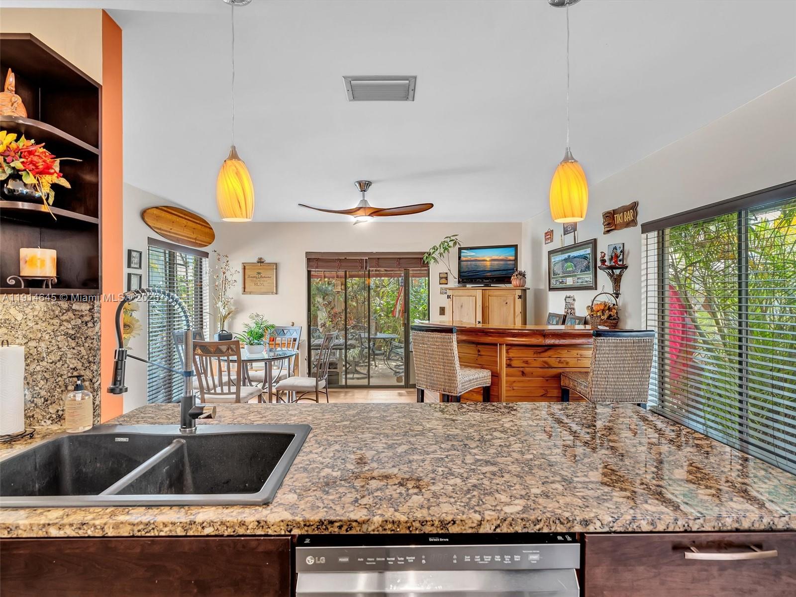 BOULEVARD WOODS NORTH - Residential