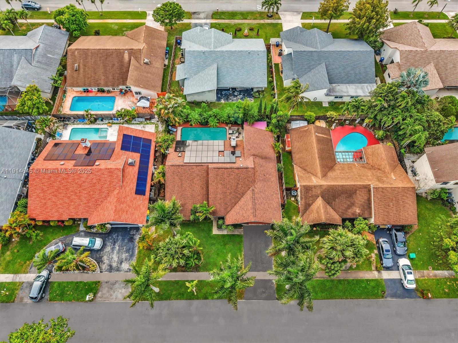 BOULEVARD WOODS NORTH - Residential