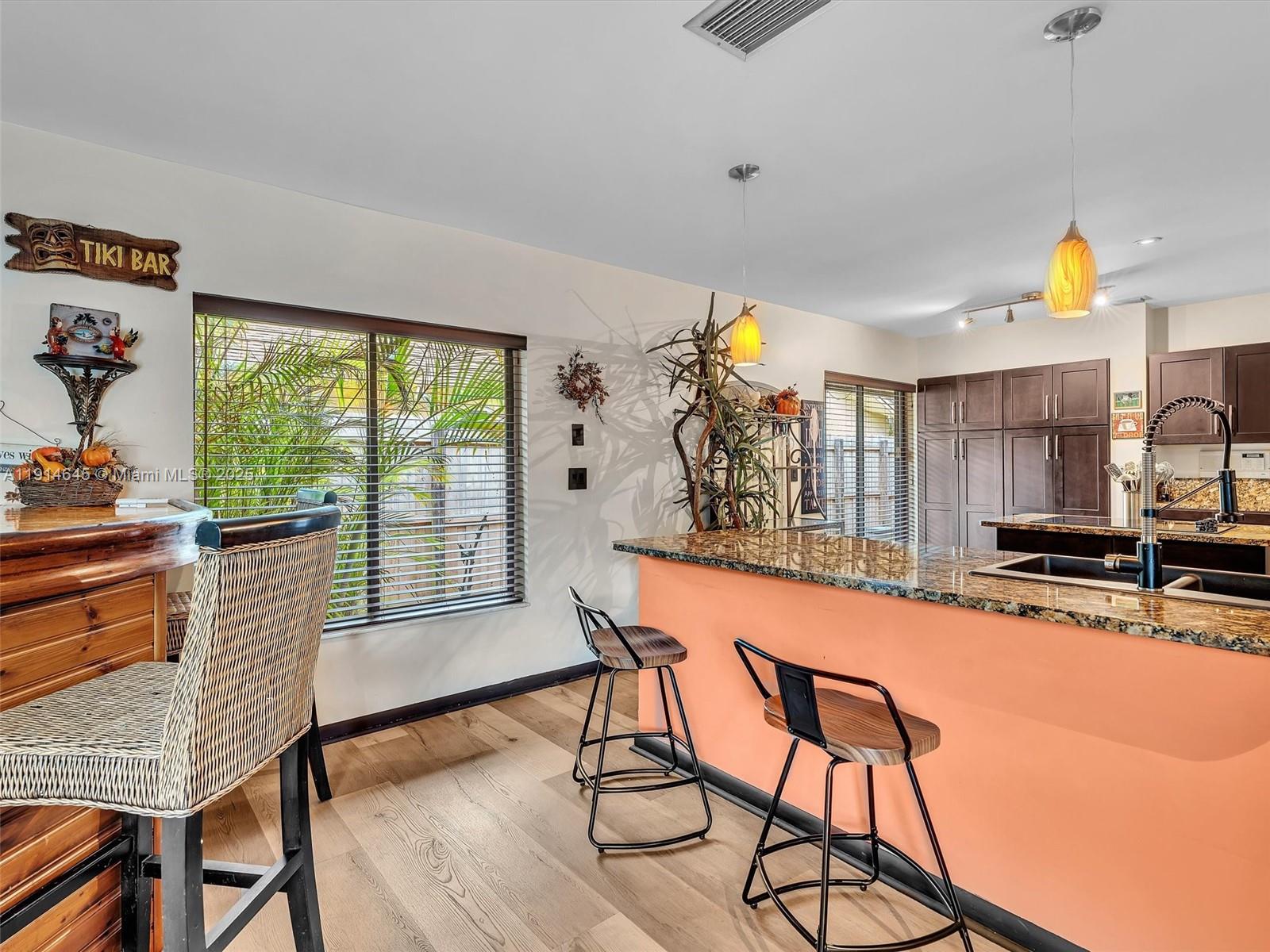 BOULEVARD WOODS NORTH - Residential