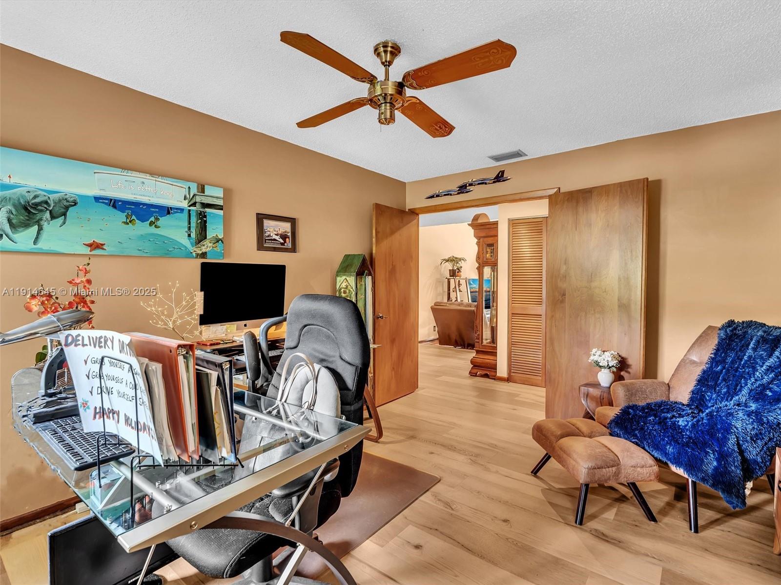 BOULEVARD WOODS NORTH - Residential