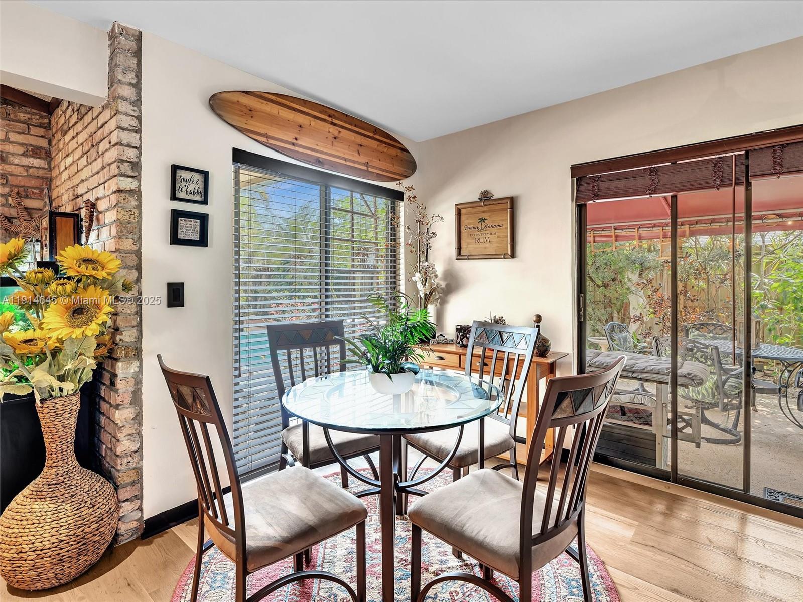 BOULEVARD WOODS NORTH - Residential