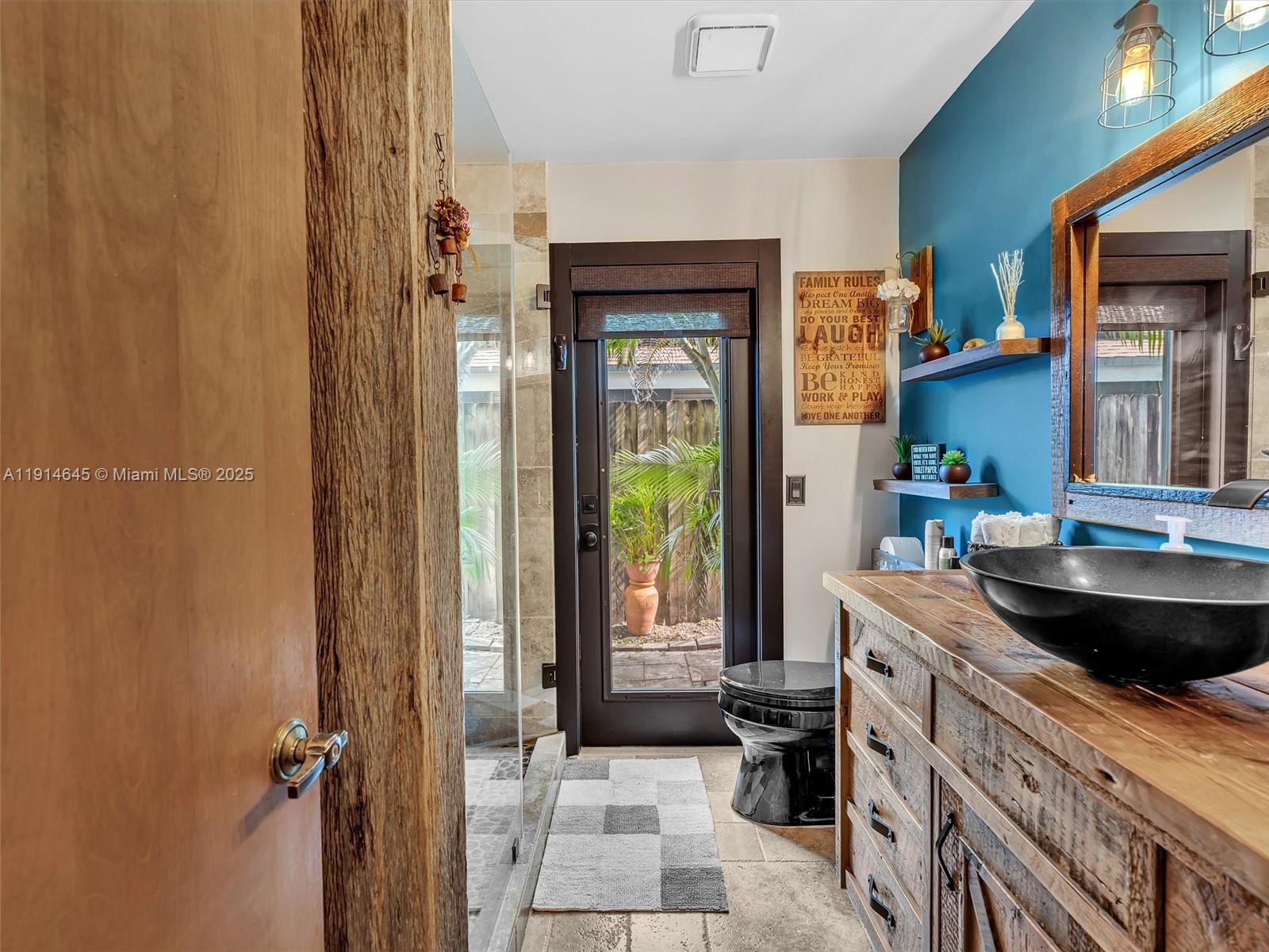 BOULEVARD WOODS NORTH - Residential