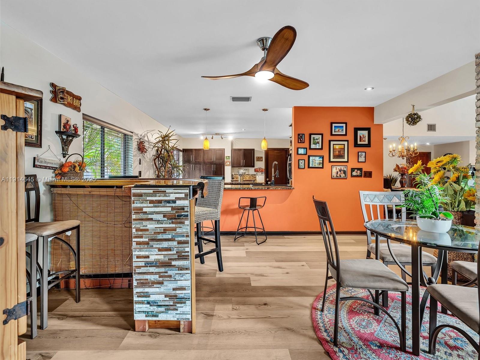 BOULEVARD WOODS NORTH - Residential