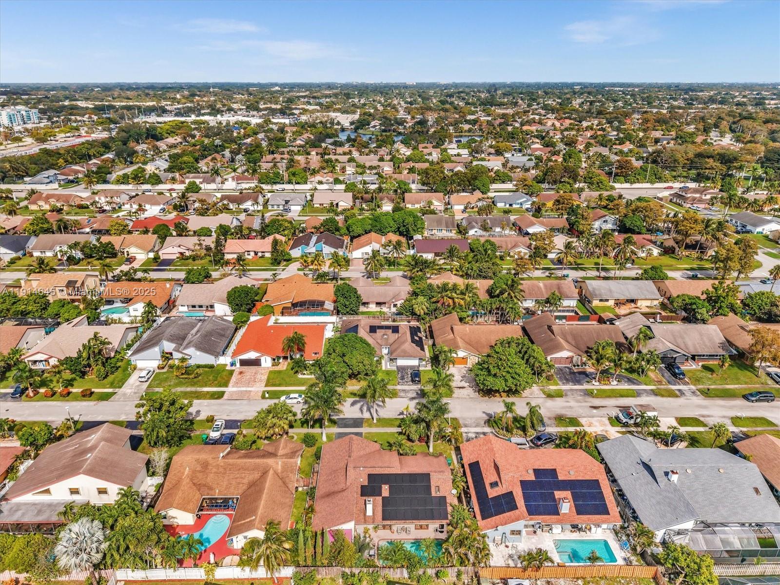 BOULEVARD WOODS NORTH - Residential