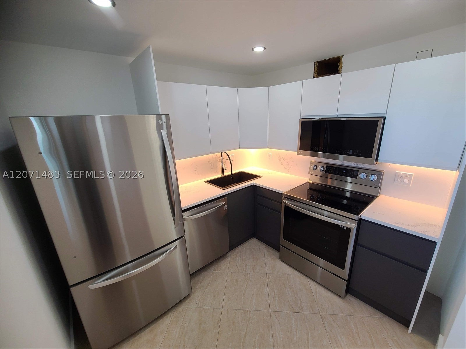 1612 Jefferson Ave 403