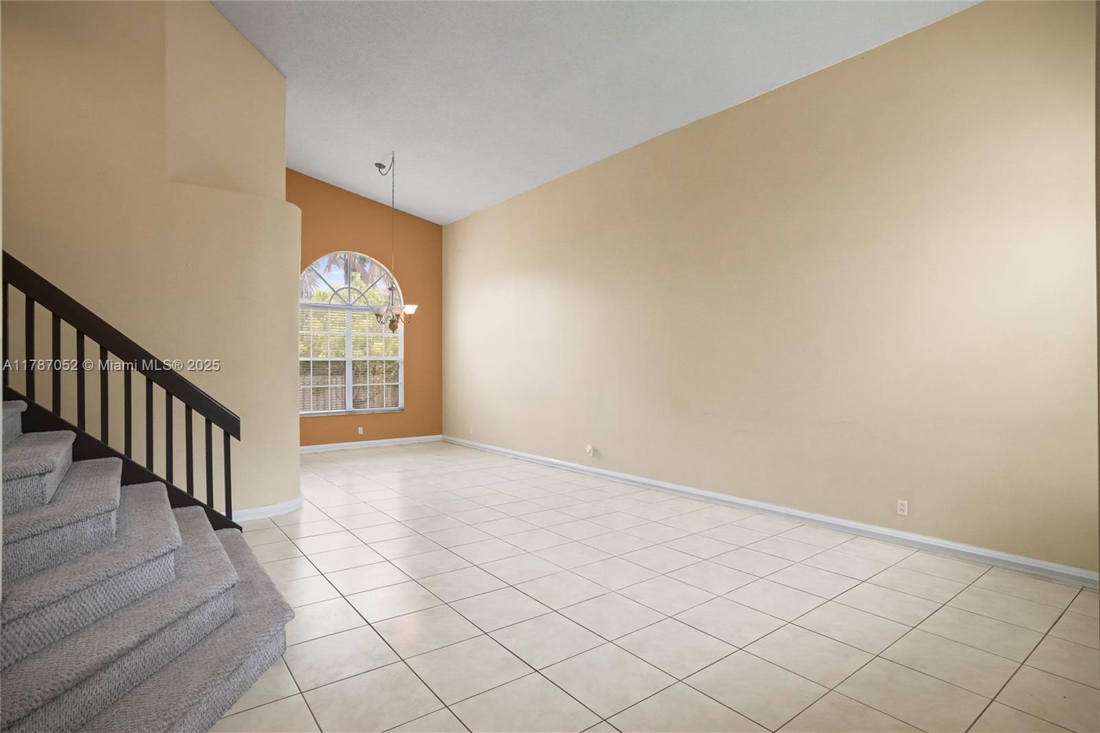 18405 NW 9th Ct