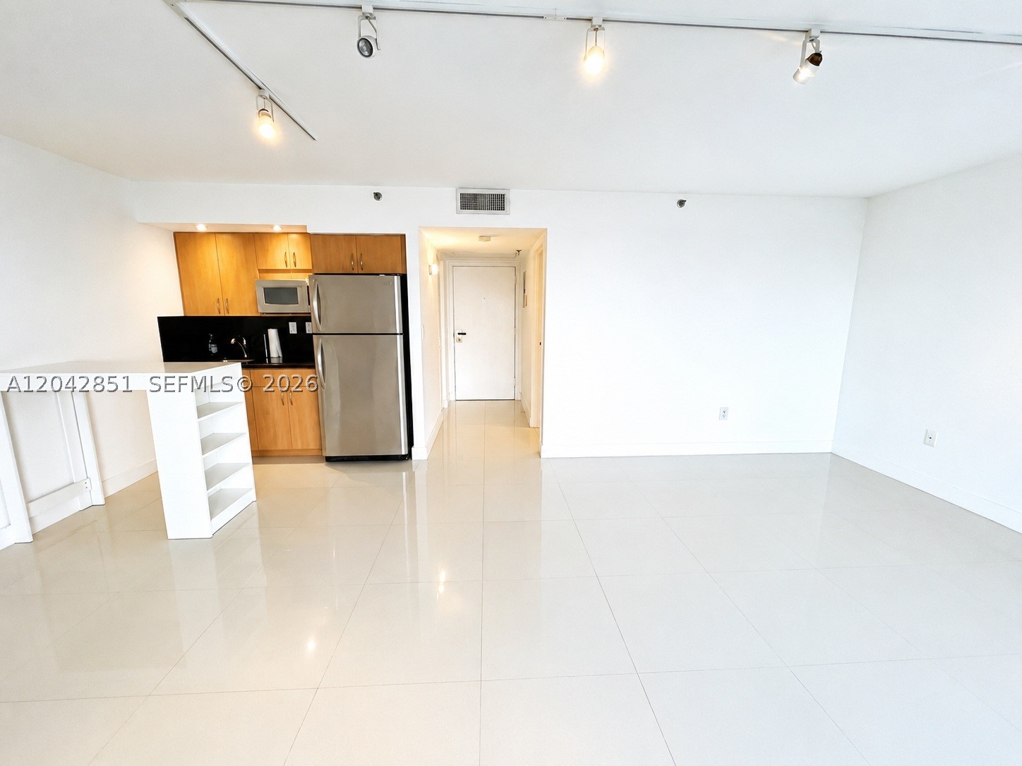 555 NE 15th St 403