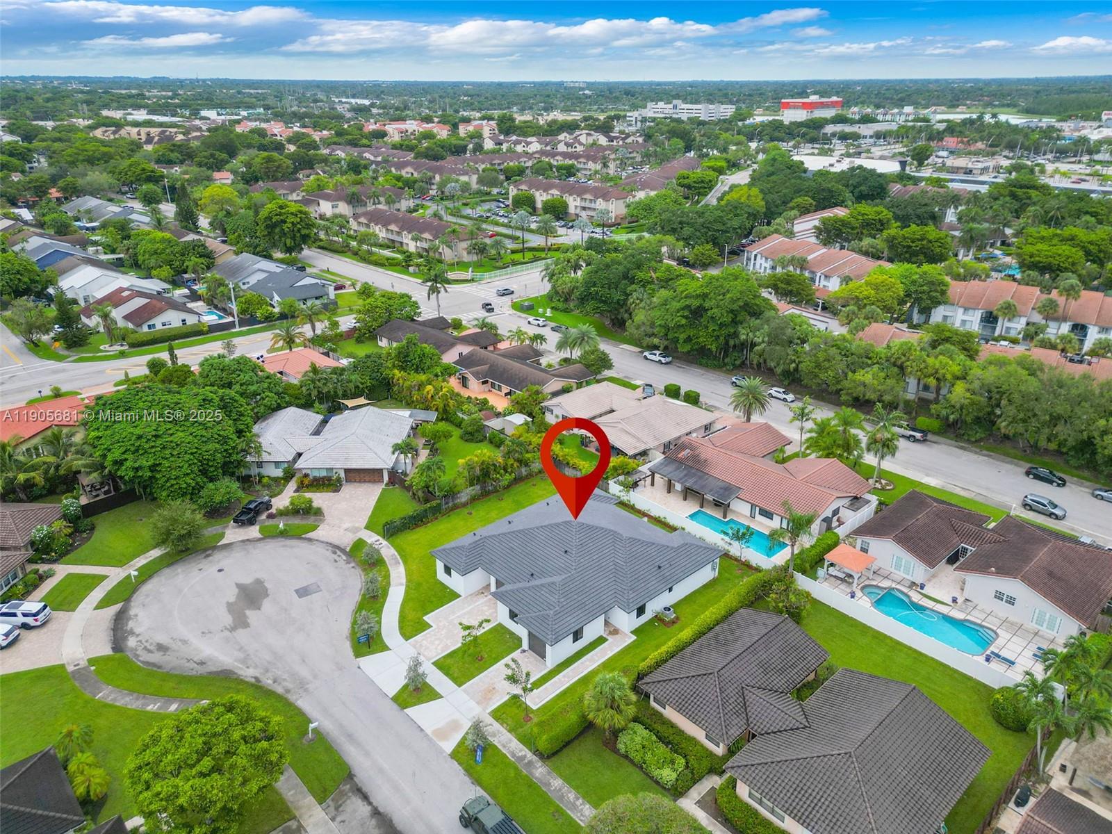 KENDALL PLACE - Residential