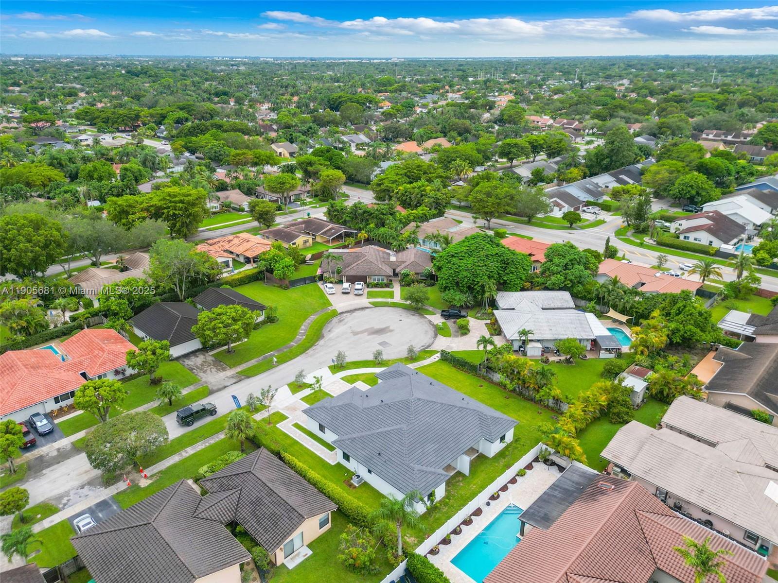 KENDALL PLACE - Residential