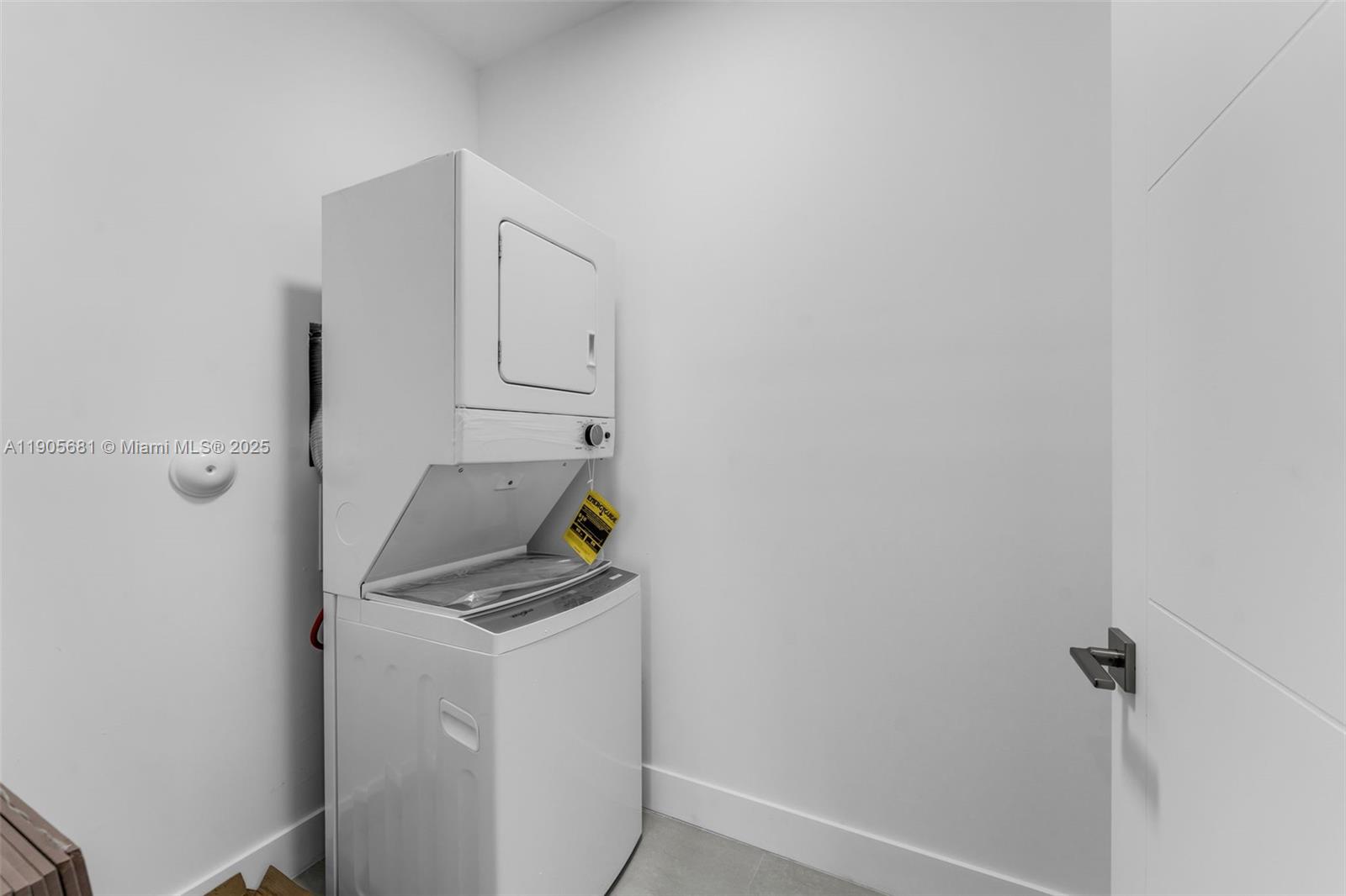 KENDALL PLACE - Residential