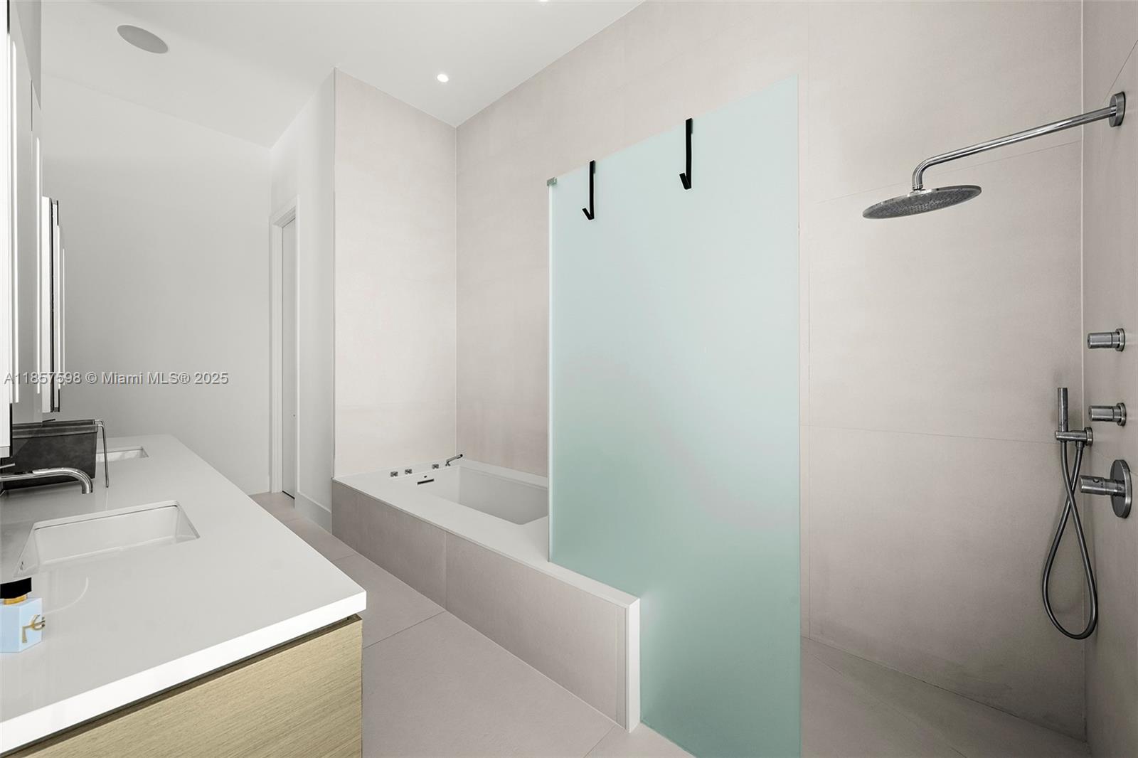 CORAL RIDGE GALT ADD NO 1 - Residential