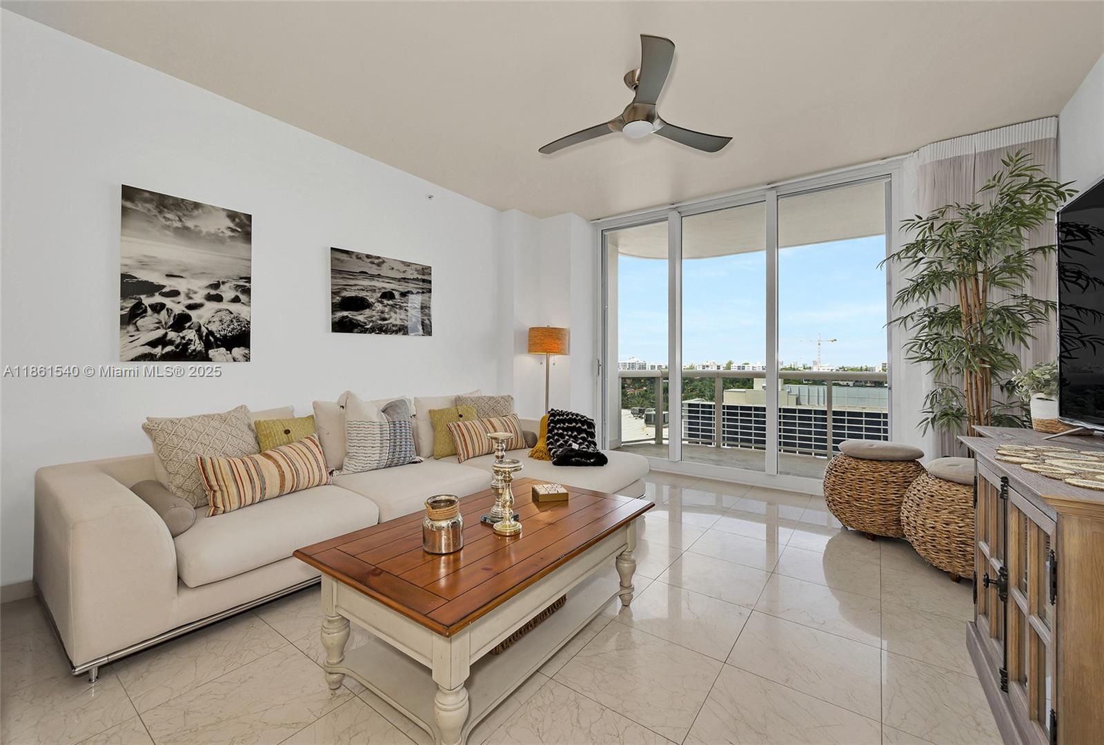 SOLIMAR CONDO - Residential