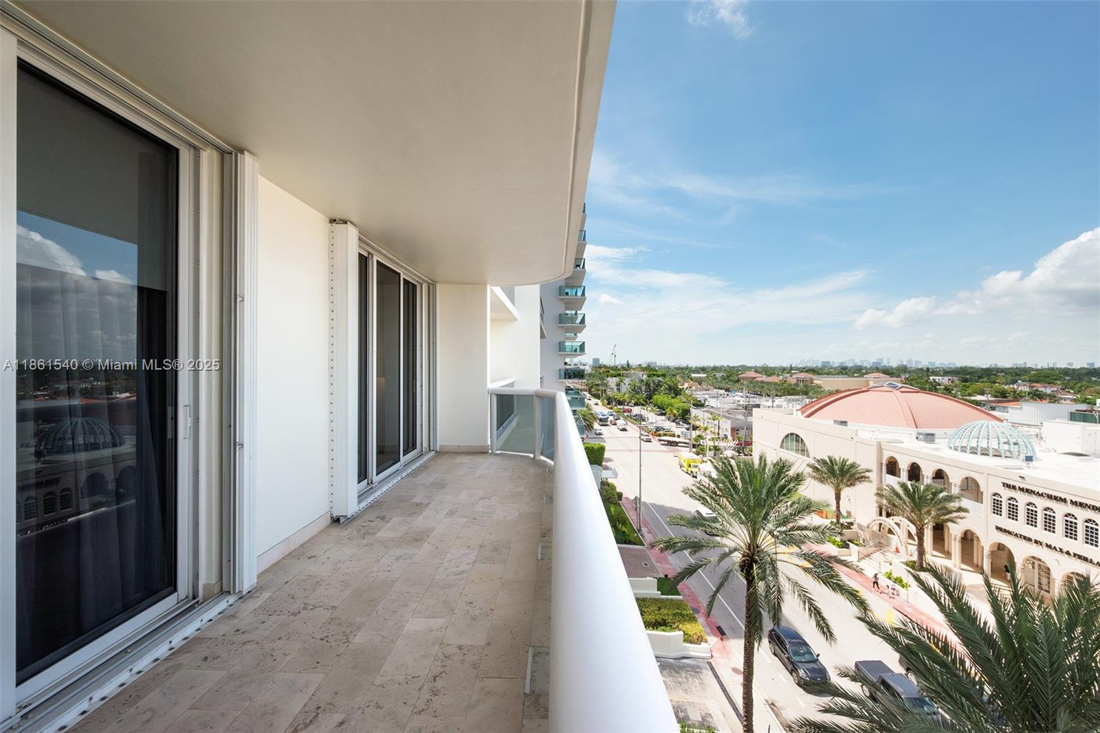 SOLIMAR CONDO - Residential