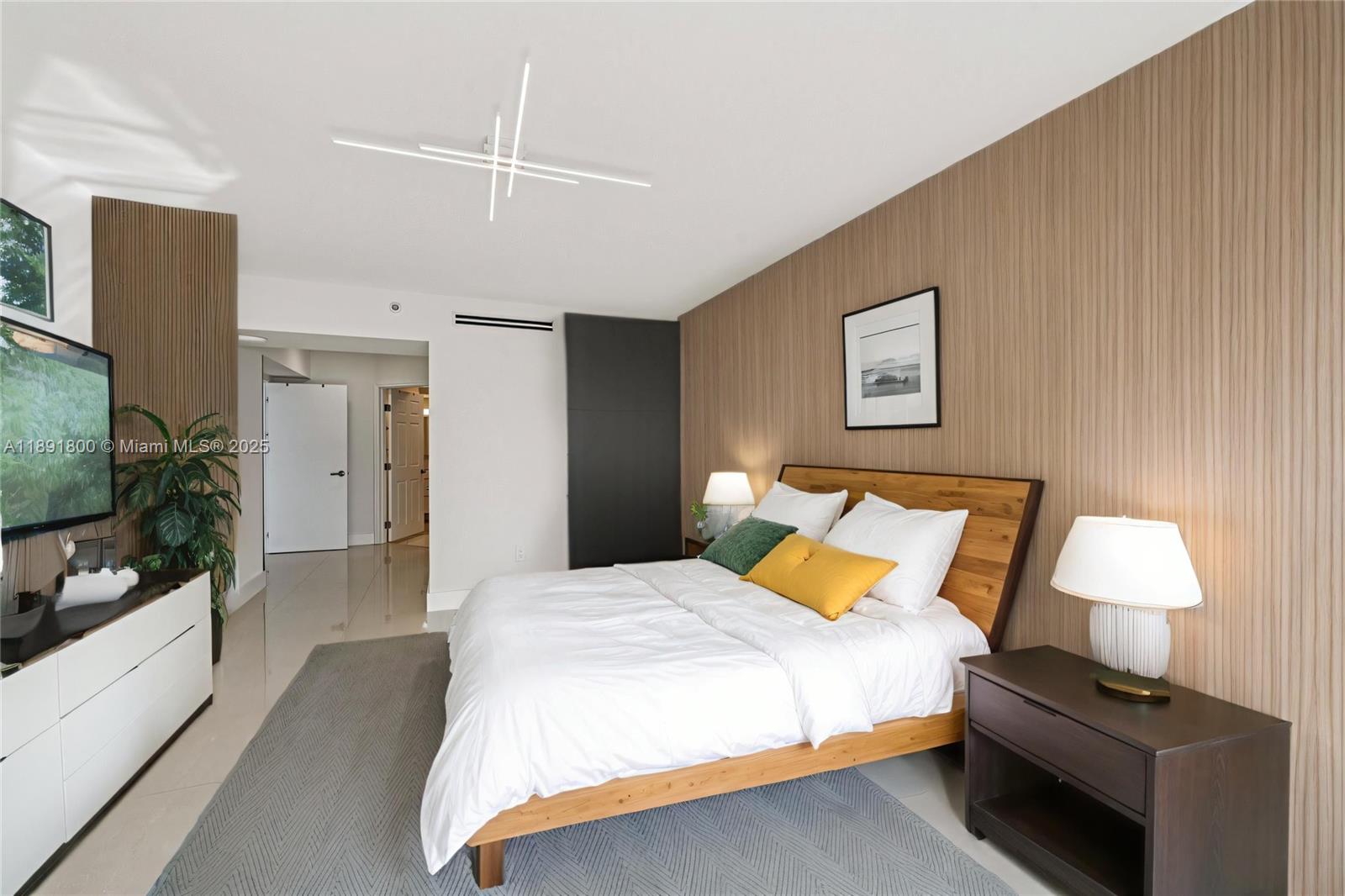 LA GORCE PALACE CONDO - Residential