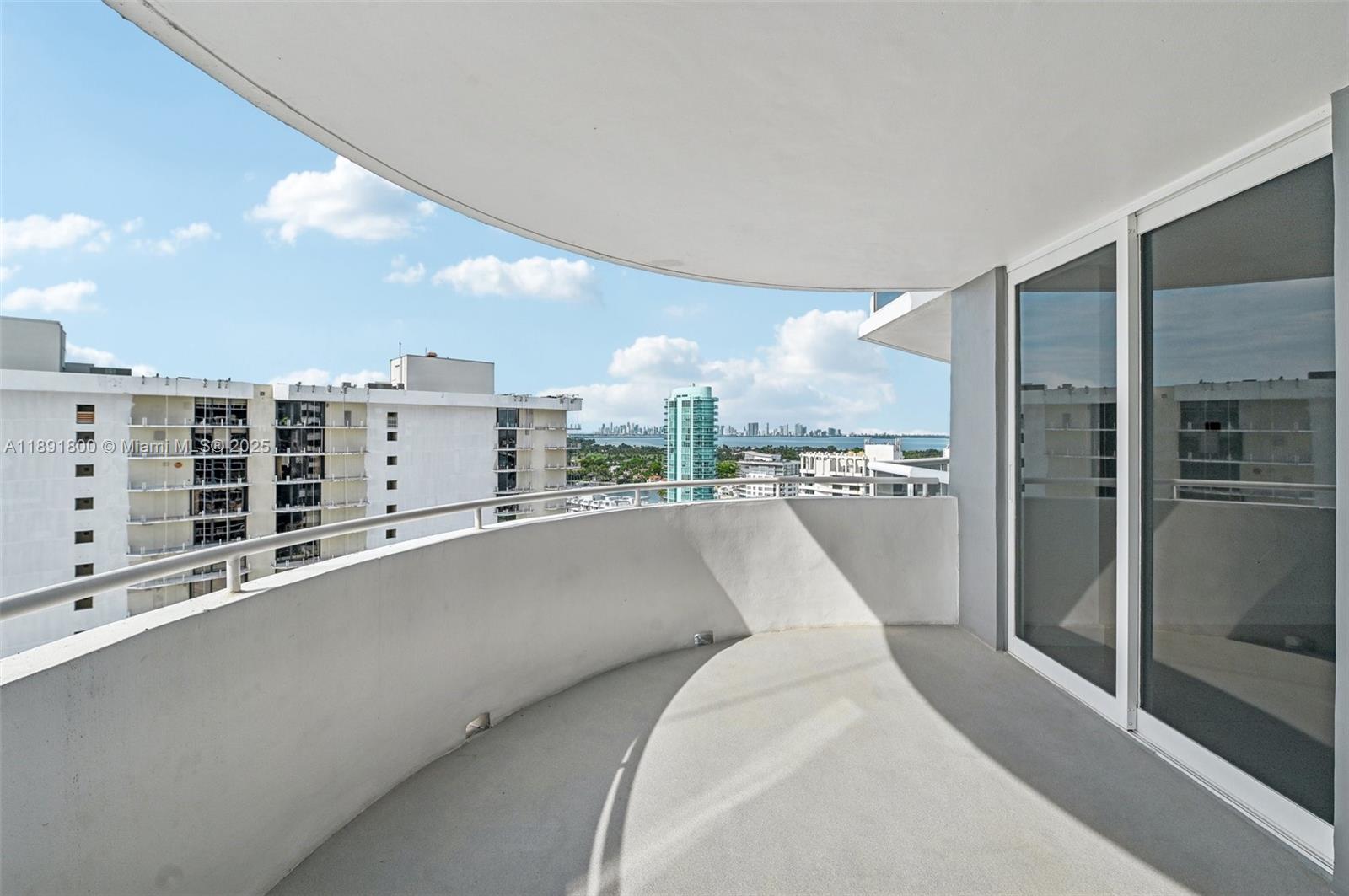 LA GORCE PALACE CONDO - Residential