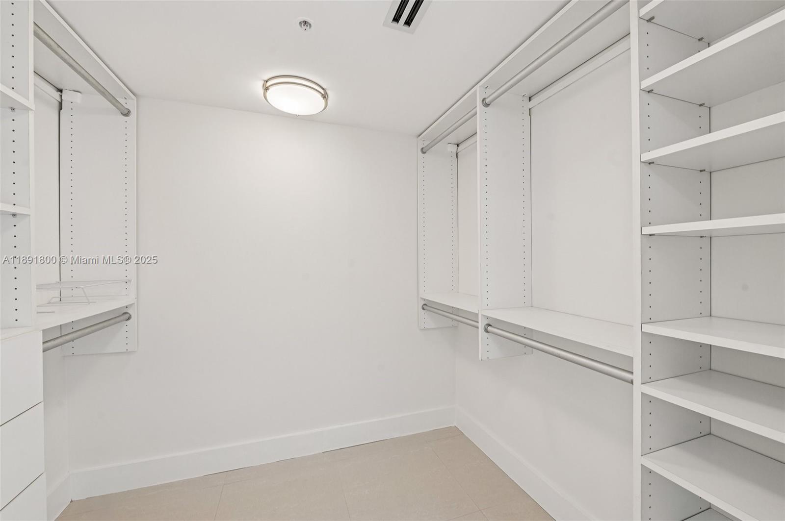 LA GORCE PALACE CONDO - Residential