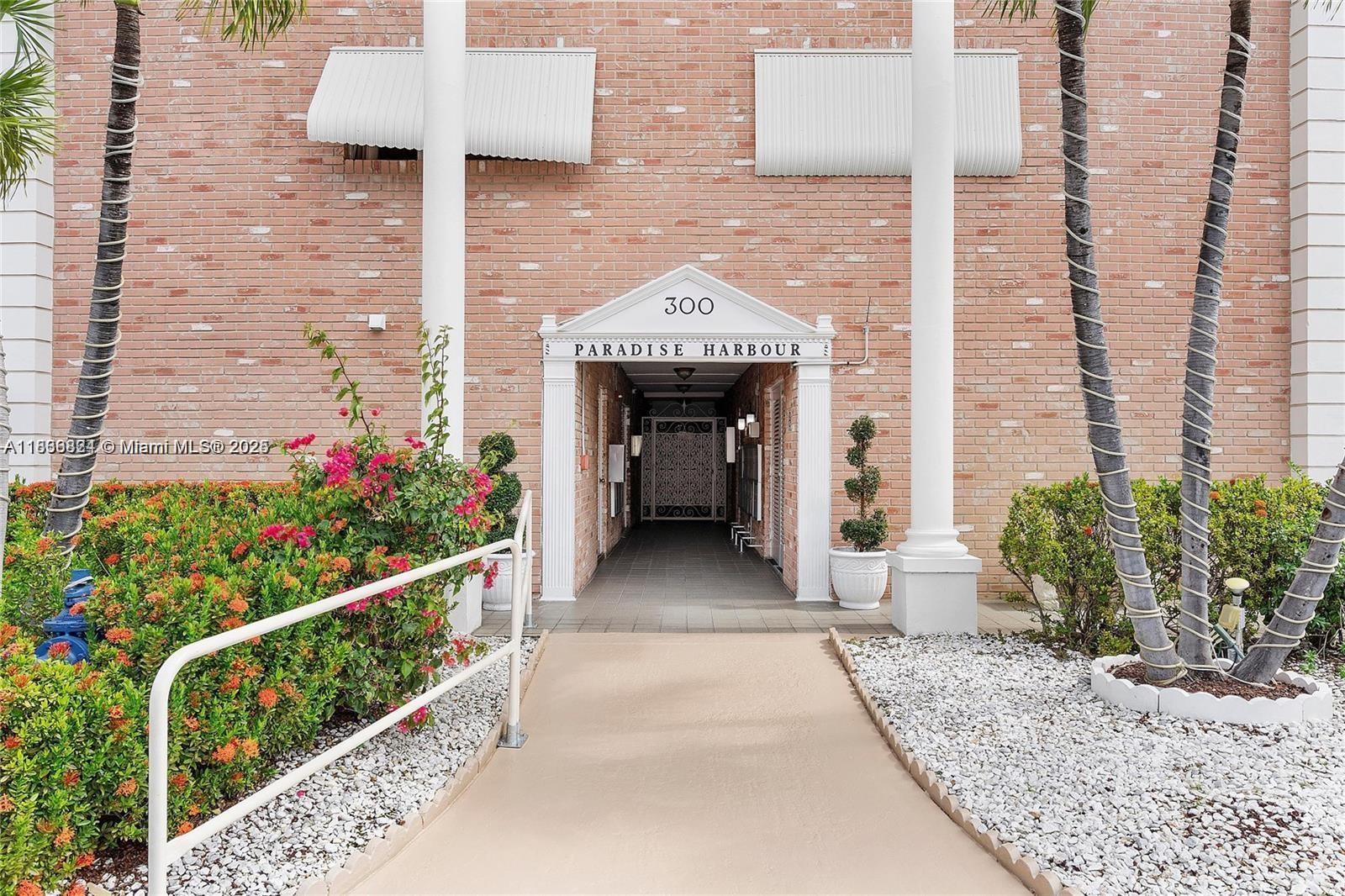 ALL UPDATED UNIT IN GREAT GOLDEN ISLES AREA, LAUNDRY IN EVERY FLOOR SUPER CUTE UNIT ALL NEW READY TO GO!! 55+ COMMUNITY, WITH A GREAT POOL, DOCK, SHOPPING AND MORE. CLOSE TO GULFSREAM, AVENTURA MALL. WALK TO THE BAEACH!! EASY TO SHOW.