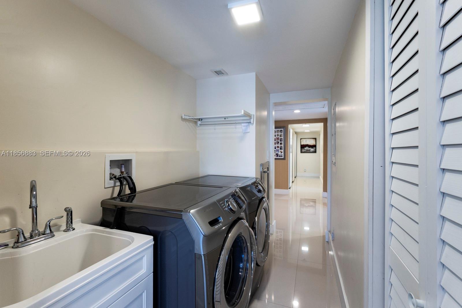 FIFTY SIX-SIXTY COLLINS A - Residential