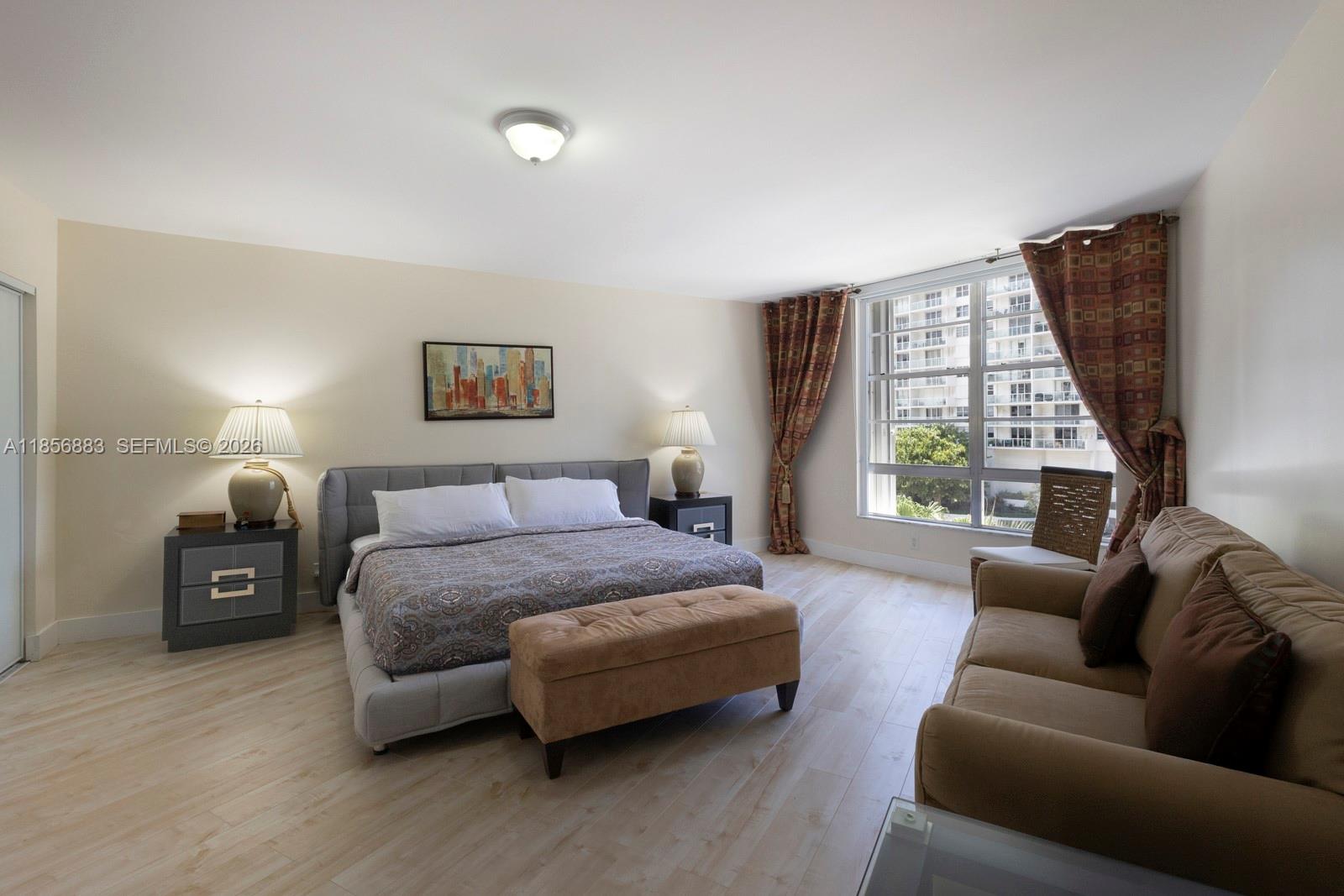 FIFTY SIX-SIXTY COLLINS A - Residential