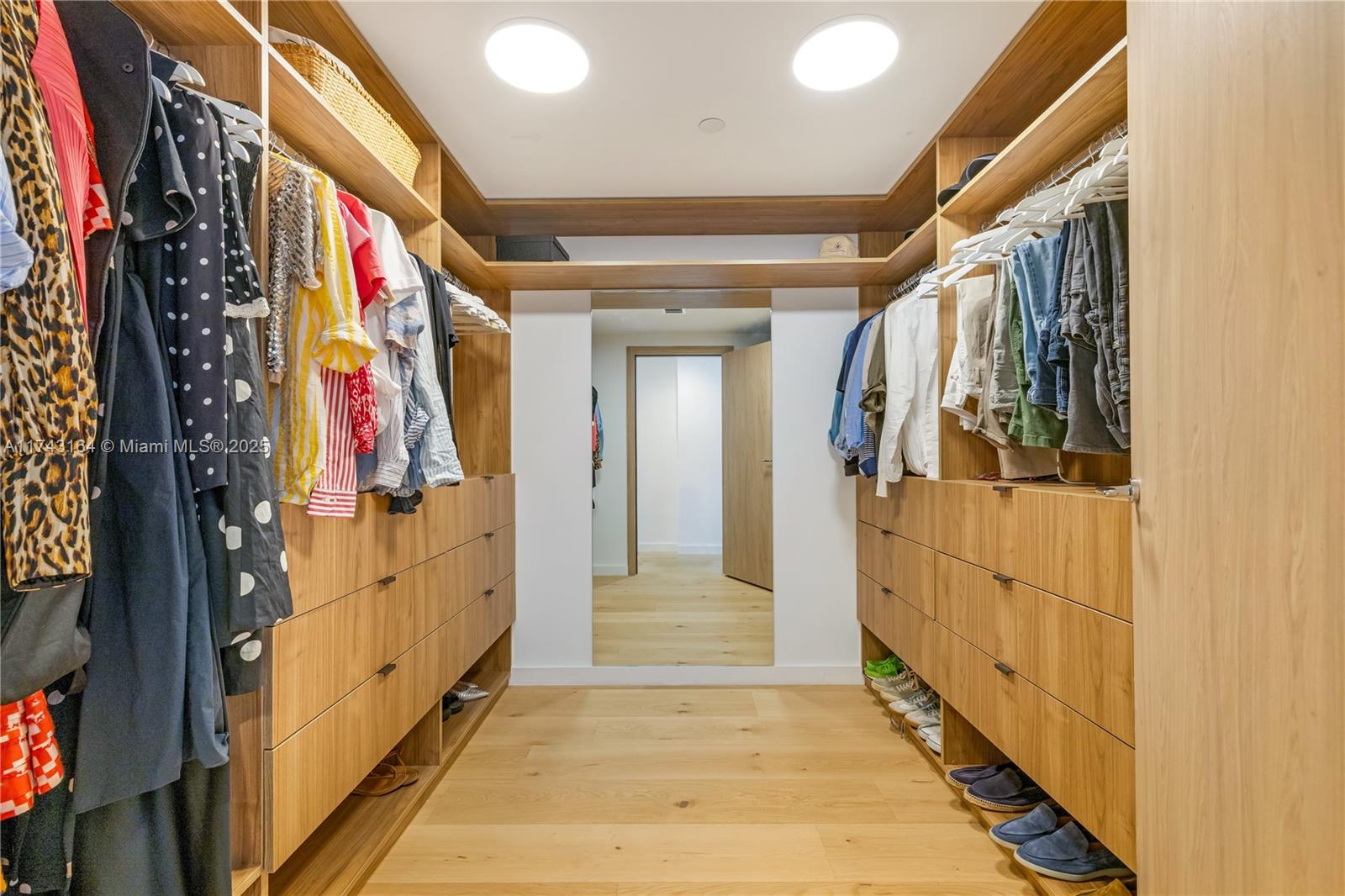 Onda Residences - Residential