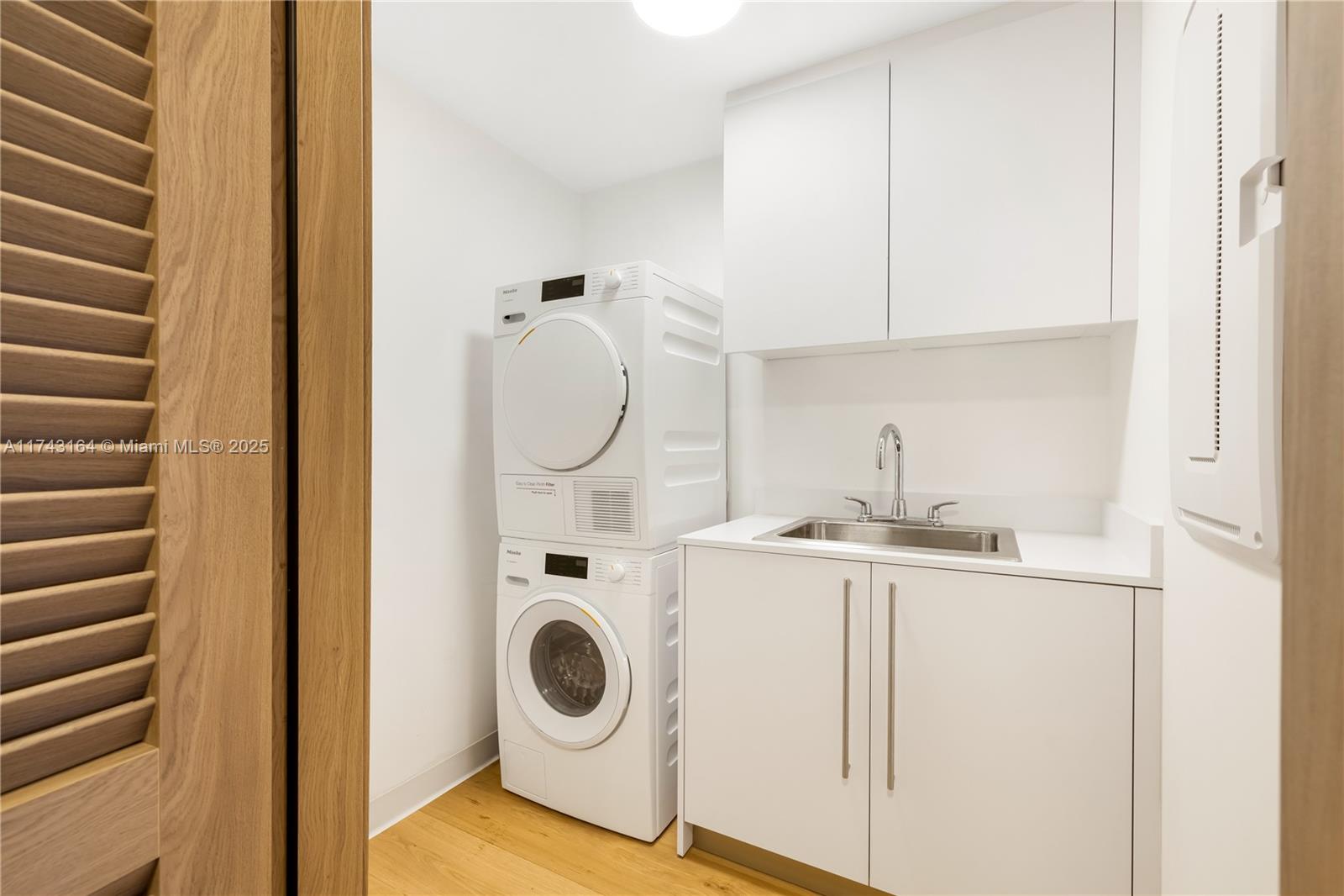 Onda Residences - Residential