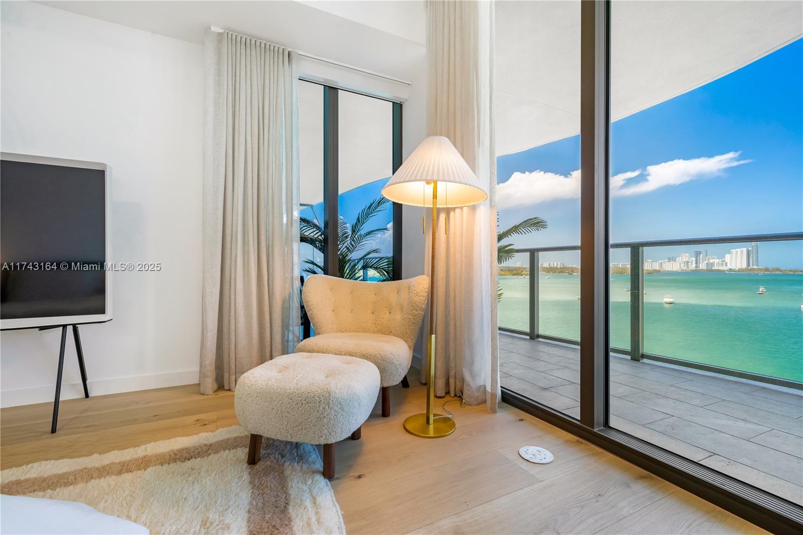 Onda Residences - Residential