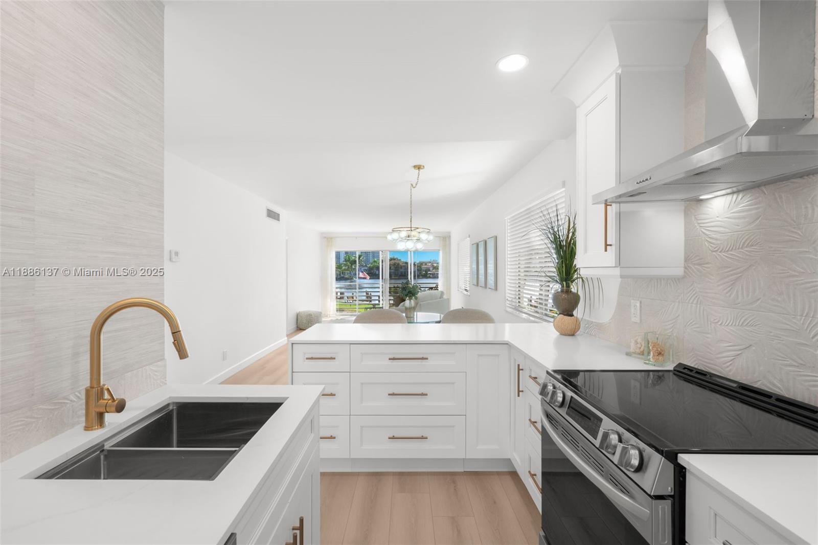 TROPIC HARBOR - Residential Lease