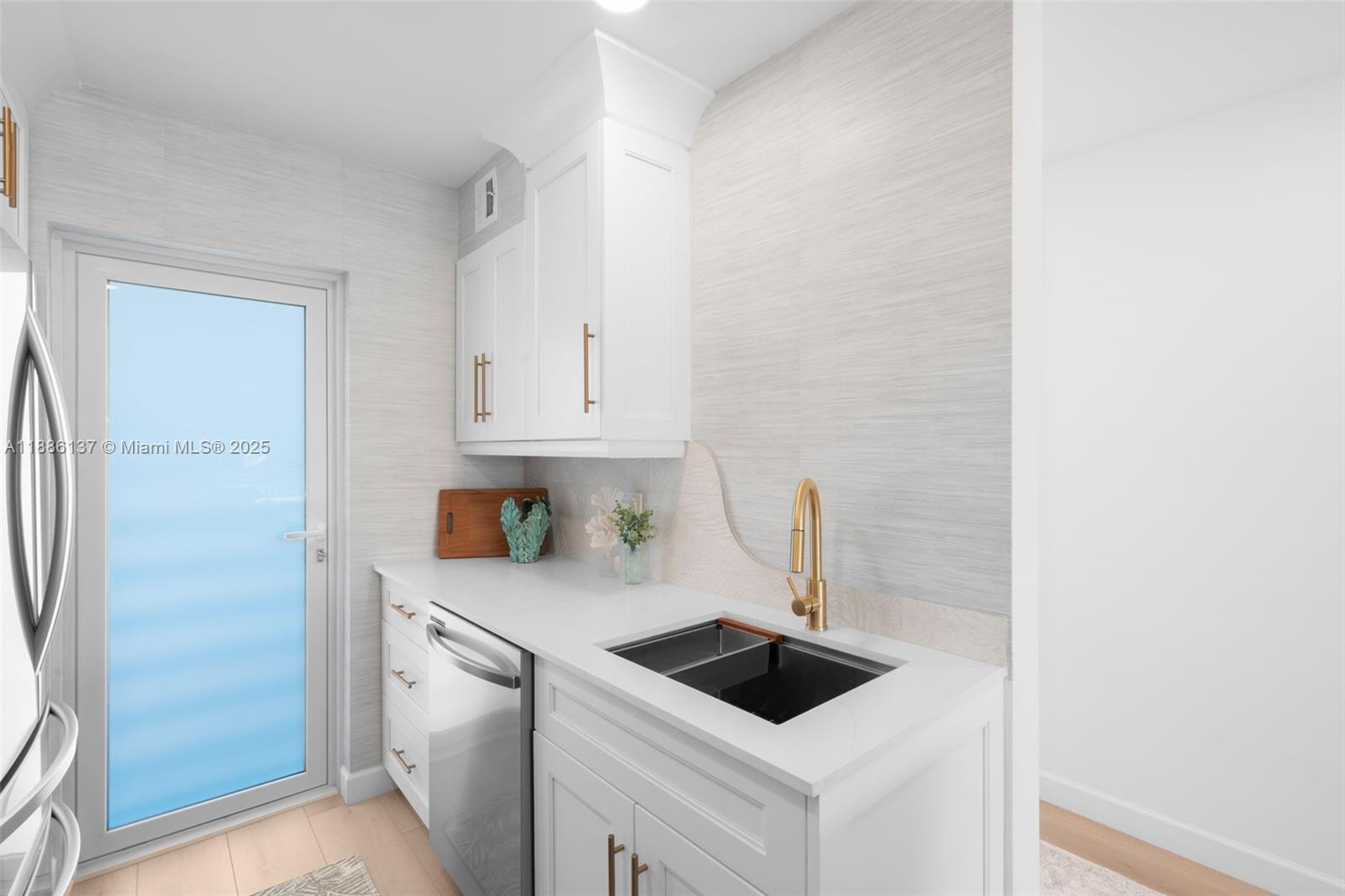 TROPIC HARBOR - Residential Lease