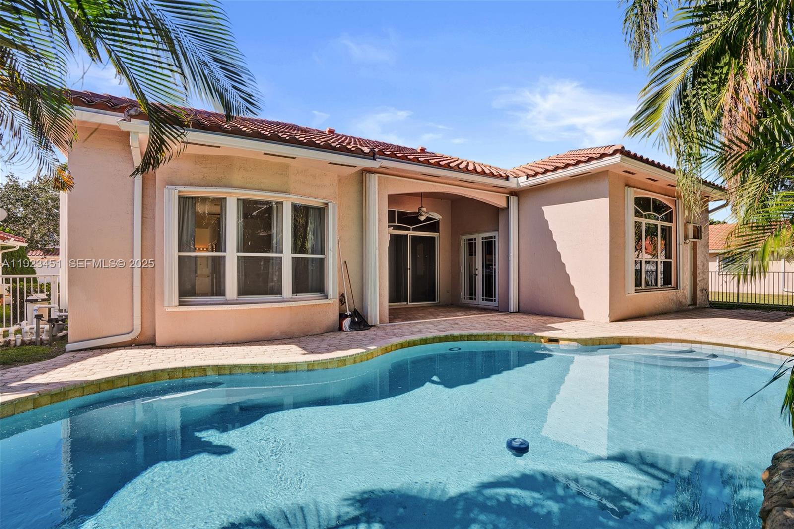 TWIN ACRES - Residential Lease