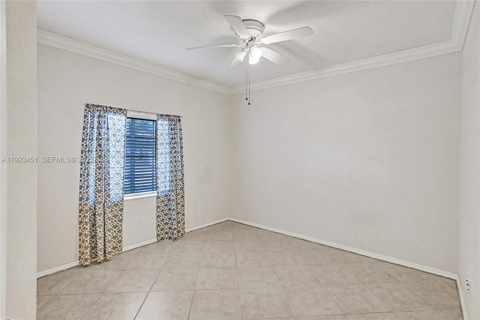 TWIN ACRES - Residential Lease